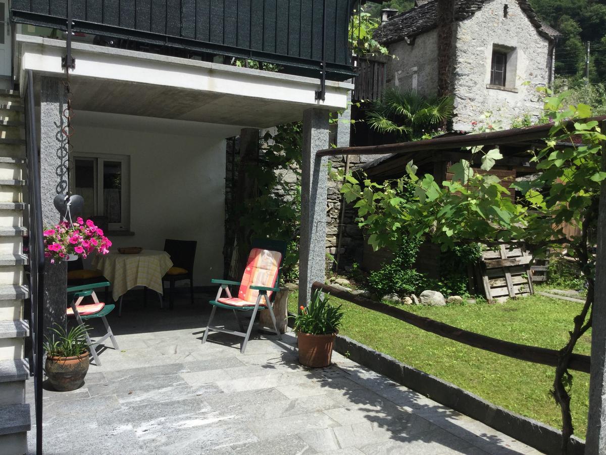 Ca Evelina Hotel Maggia Luaran gambar